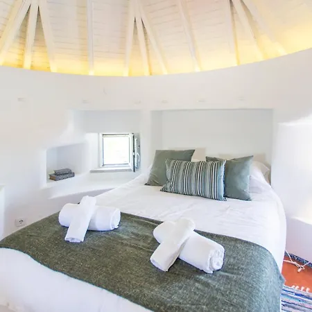 Villa Atalaia De Cima Sleeps 14 Pool Wifi Colares