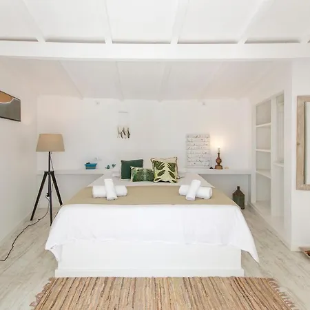 Atalaia De Cima Sleeps 14 Pool Wifi Villa