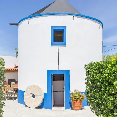 Atalaia De Cima Sleeps 14 Pool Wifi Colares