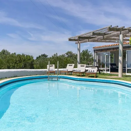 Atalaia De Cima Sleeps 14 Pool Wifi * Colares